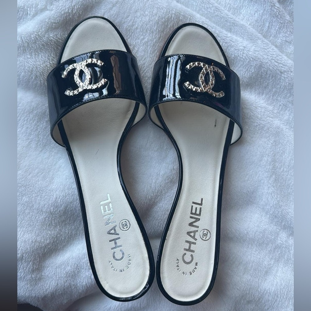 Chanel Mules size 38 excellent condition